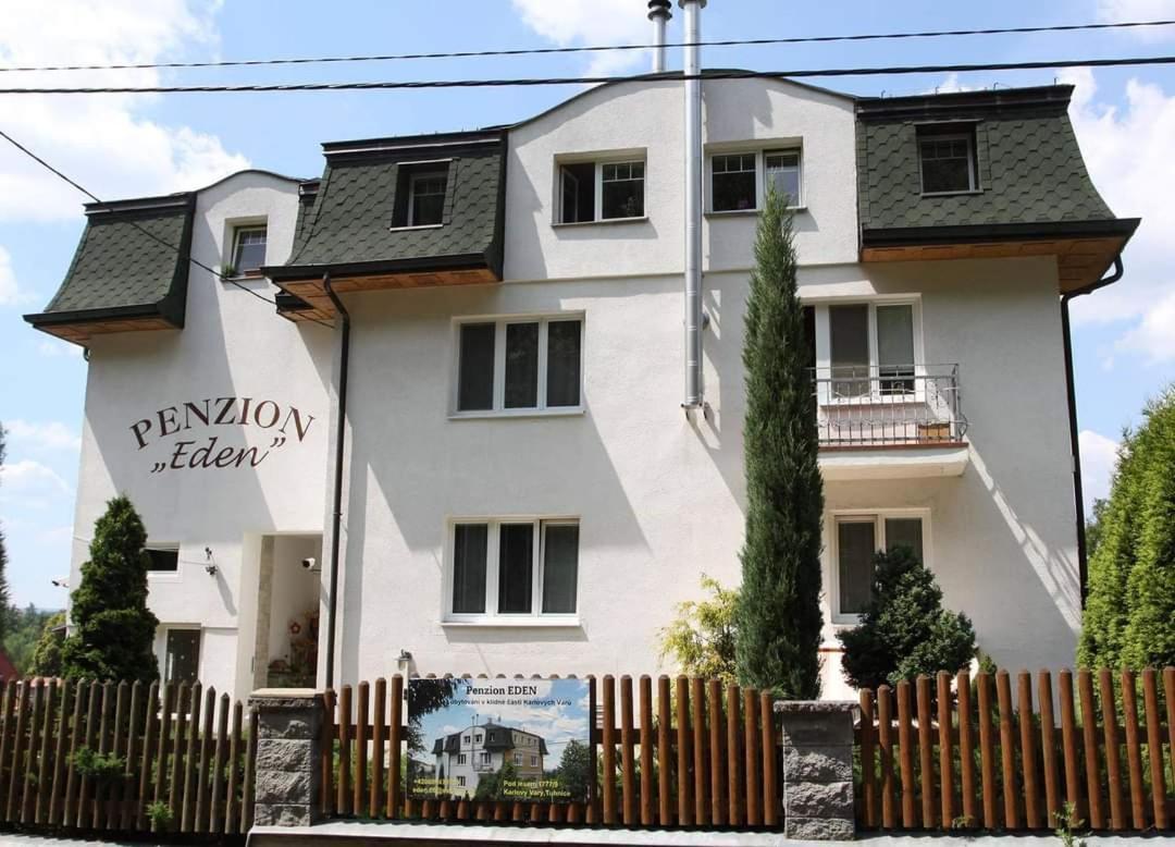 Villa Anastazis - Penzion Eden Κάρλοβι Βάρι Εξωτερικό φωτογραφία